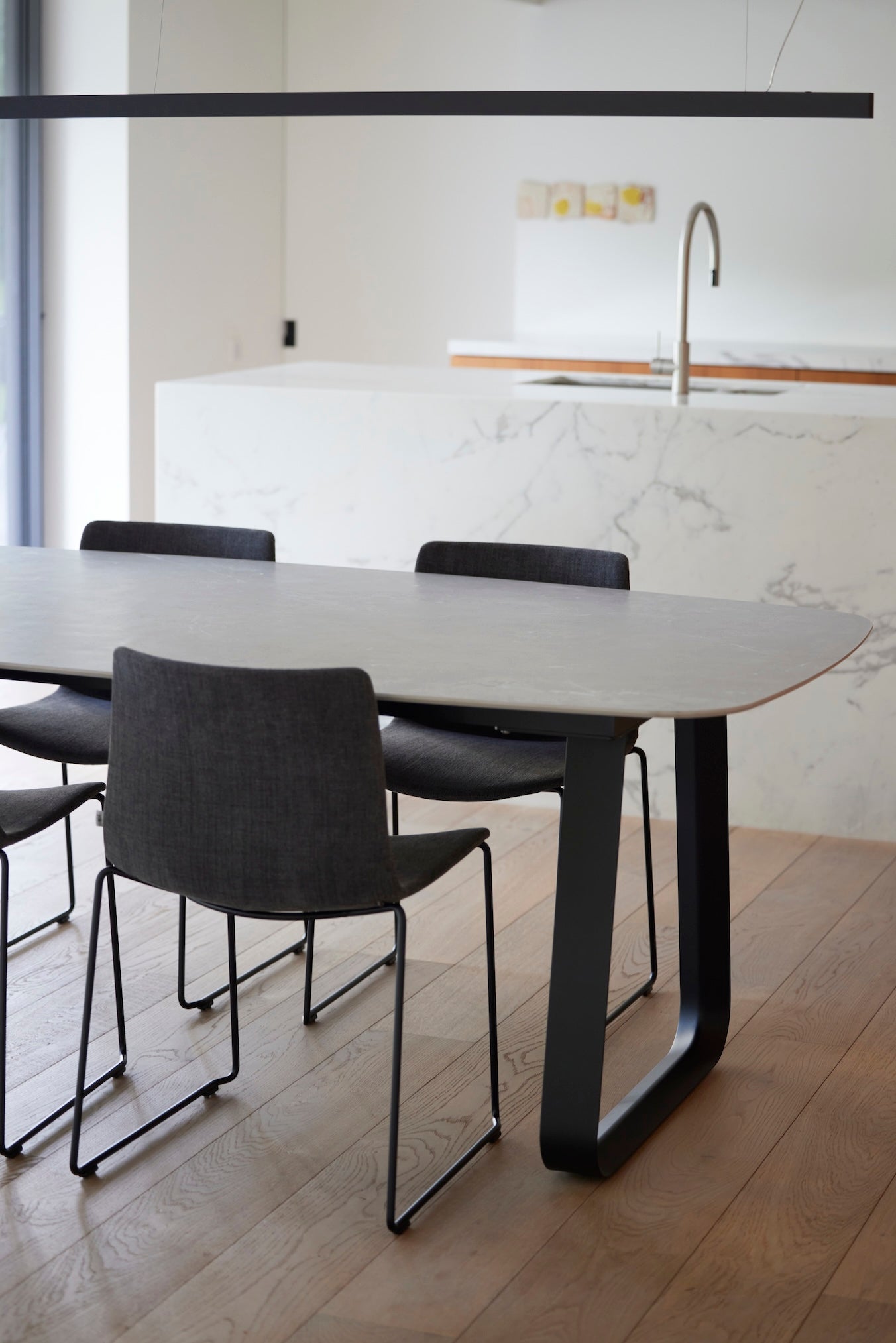Curve - Faux elyps table à manger Joli