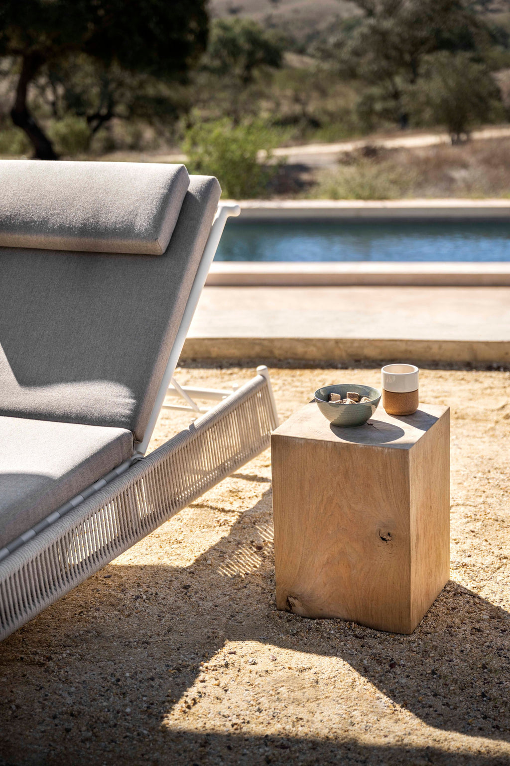 Duncan - Small teak block Jardinico