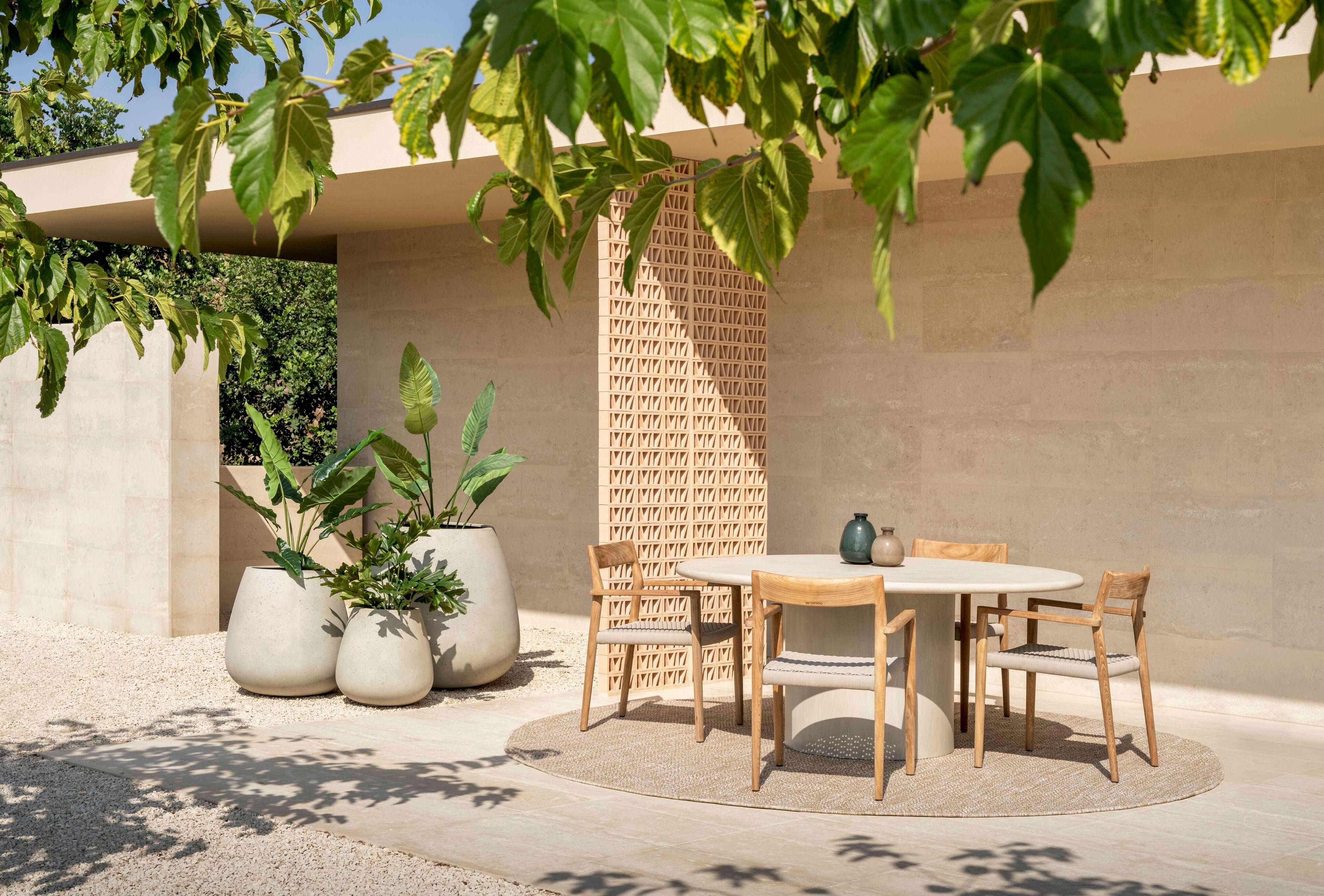 Como - Organic dining table Jardinico