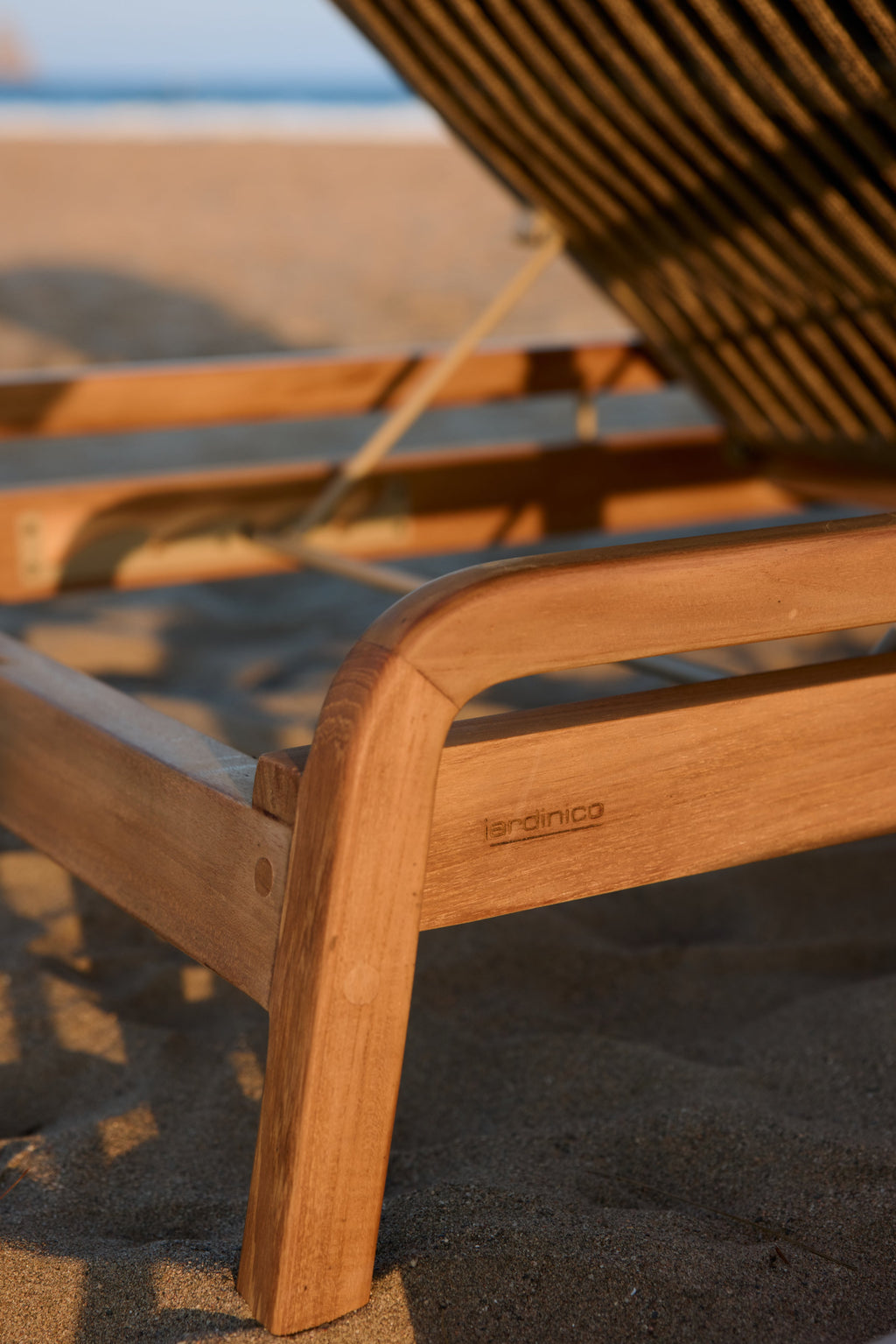 Kaia - Sunlounger Jardinico