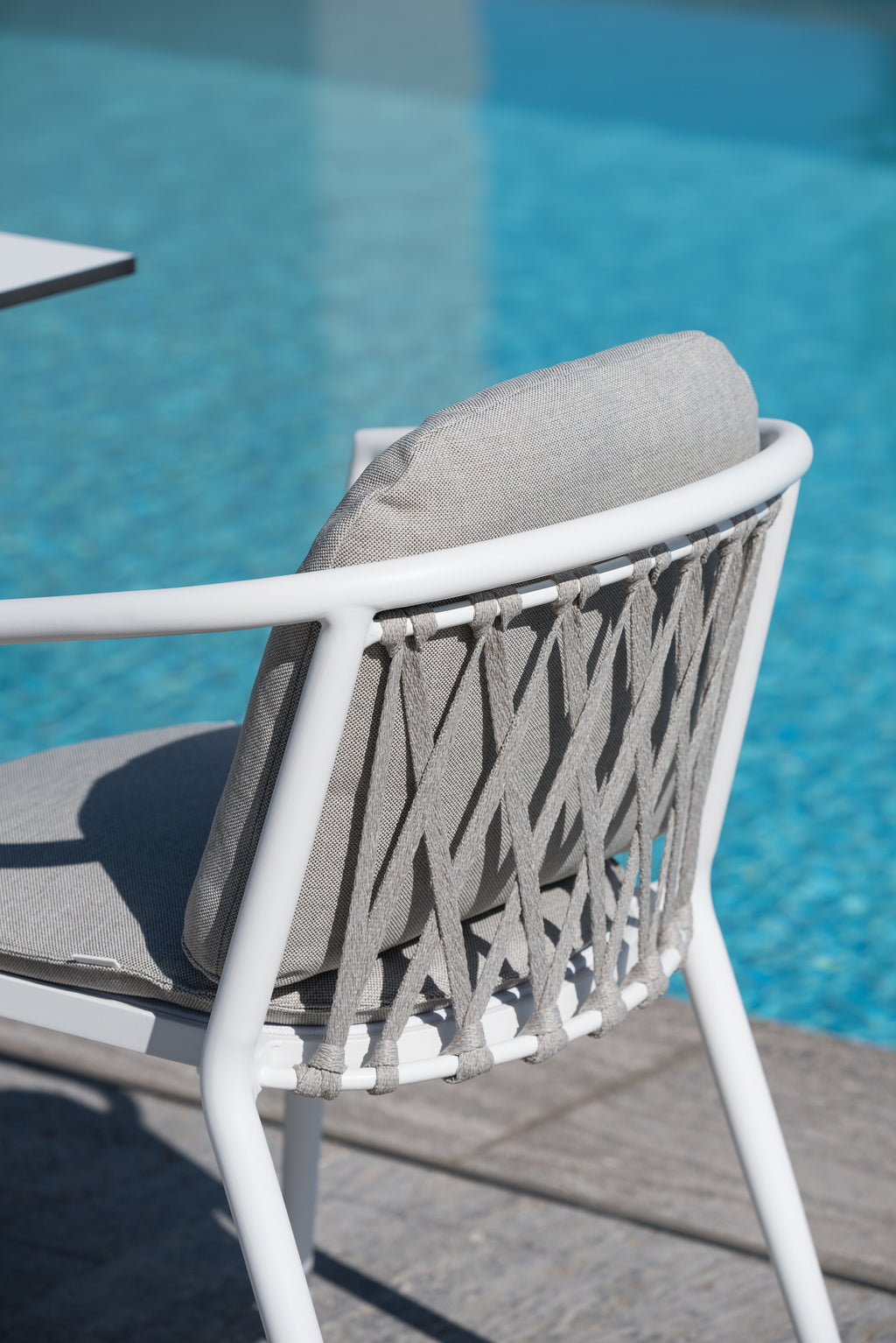 Diamond - Dining armchair Diphano