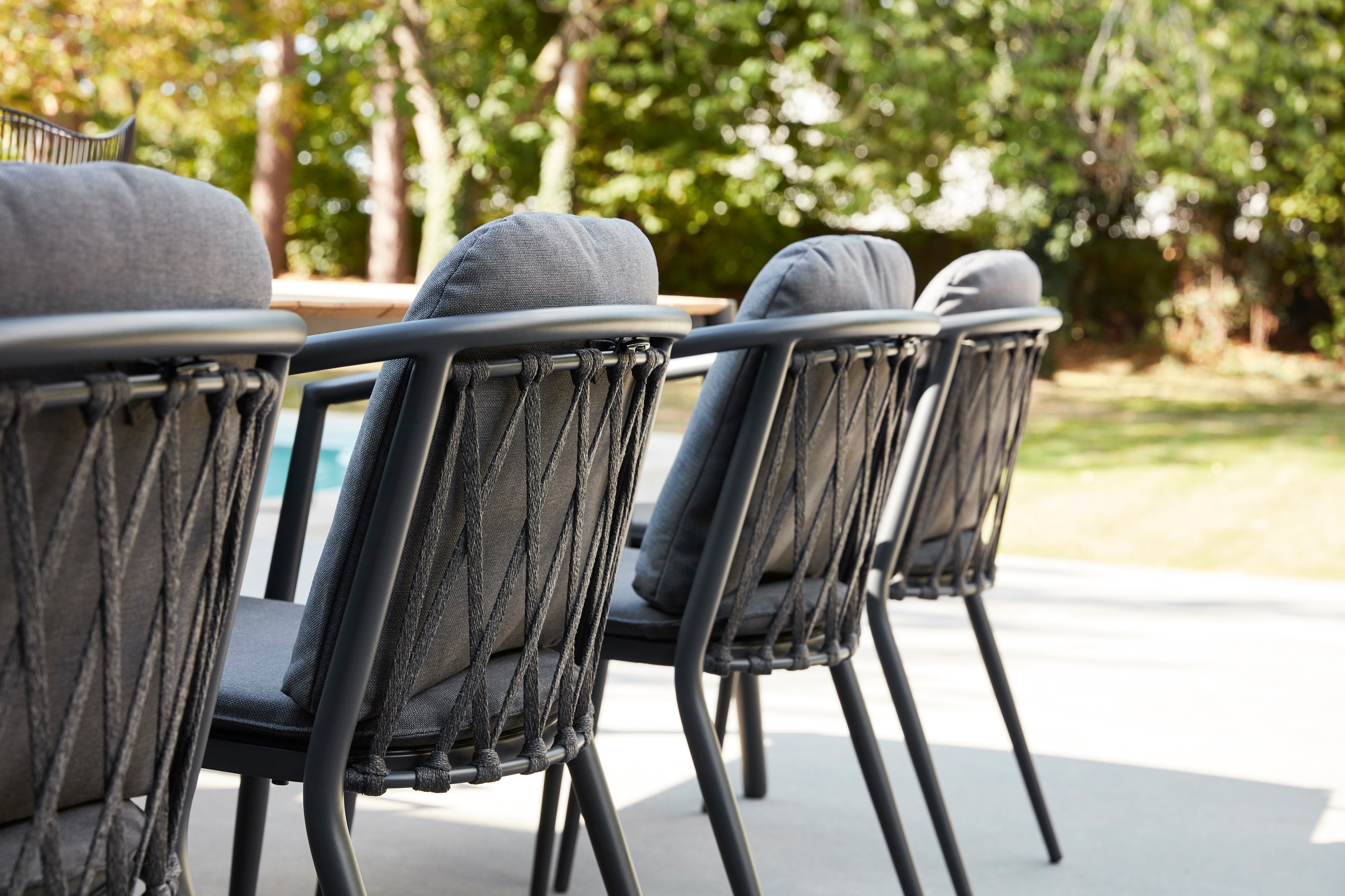 Diamond - Dining armchair Diphano