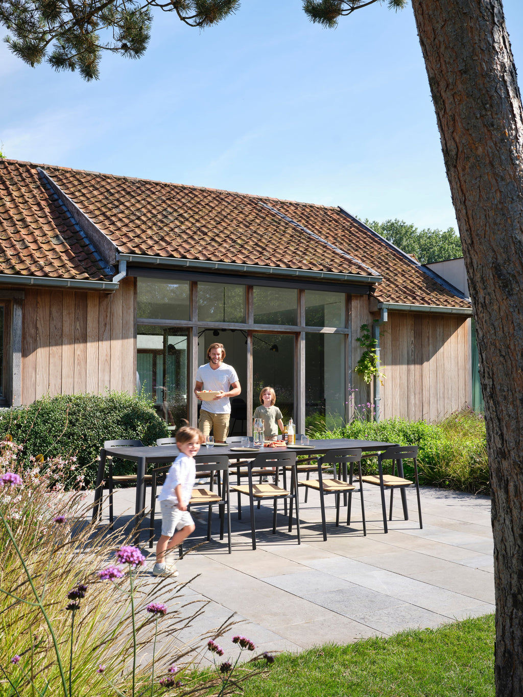 Icon - Dining table 292 x 104 cm Diphano