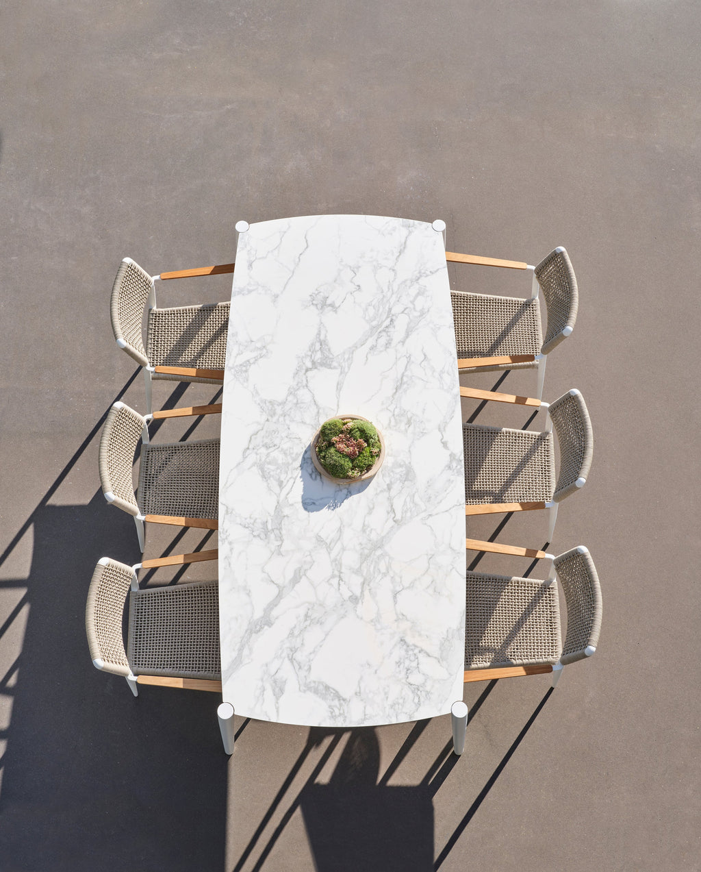 Icon - Dining table 226 x 104 cm Diphano