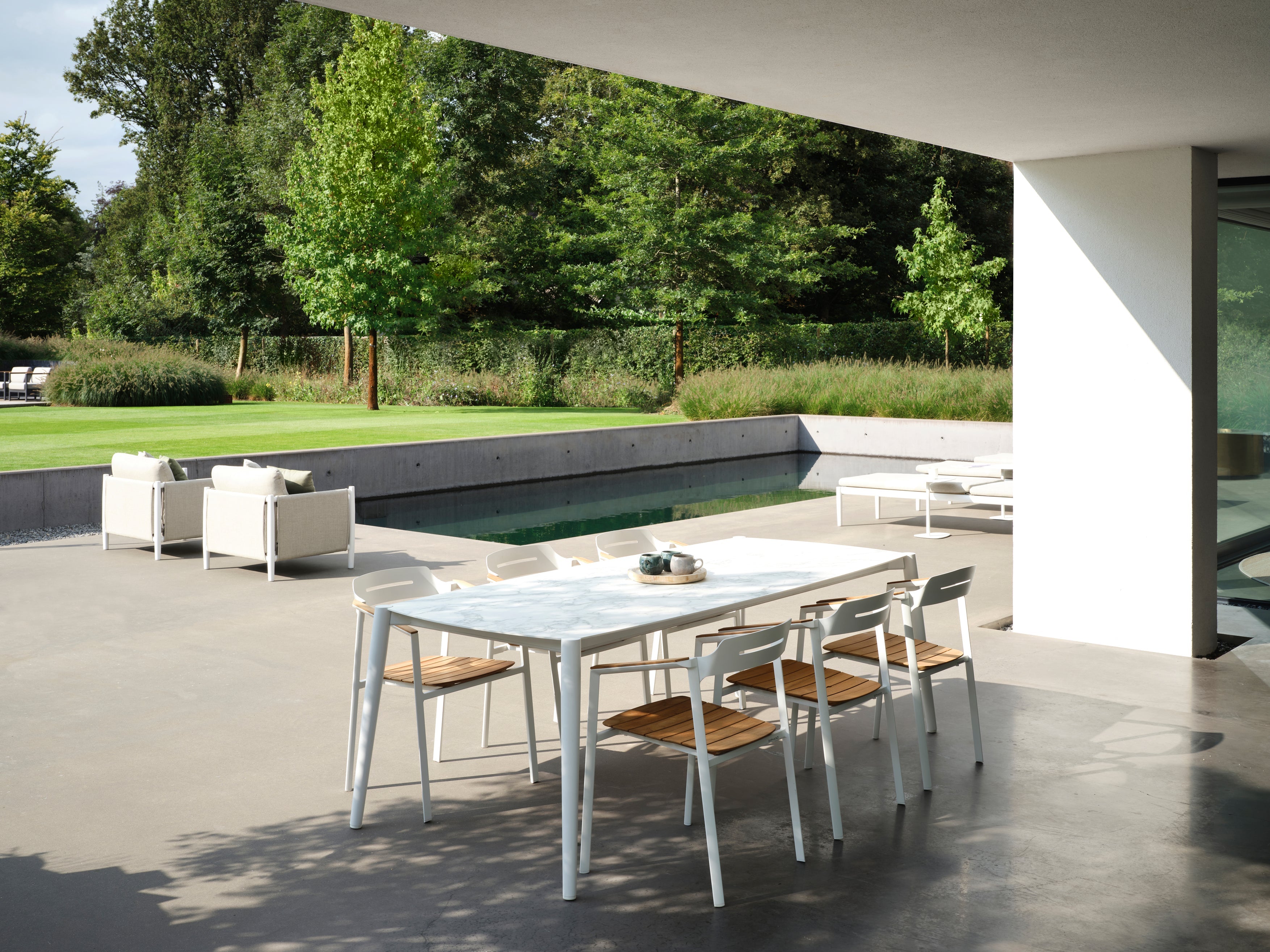 Icon - Dining table 226 x 104 cm Diphano