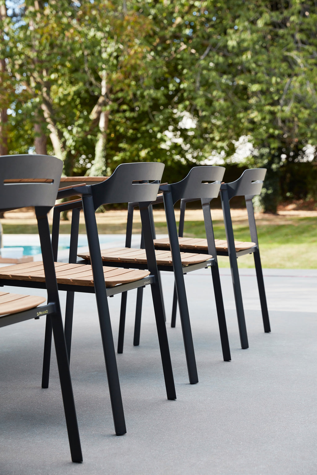 Icon - Dining armchair Diphano