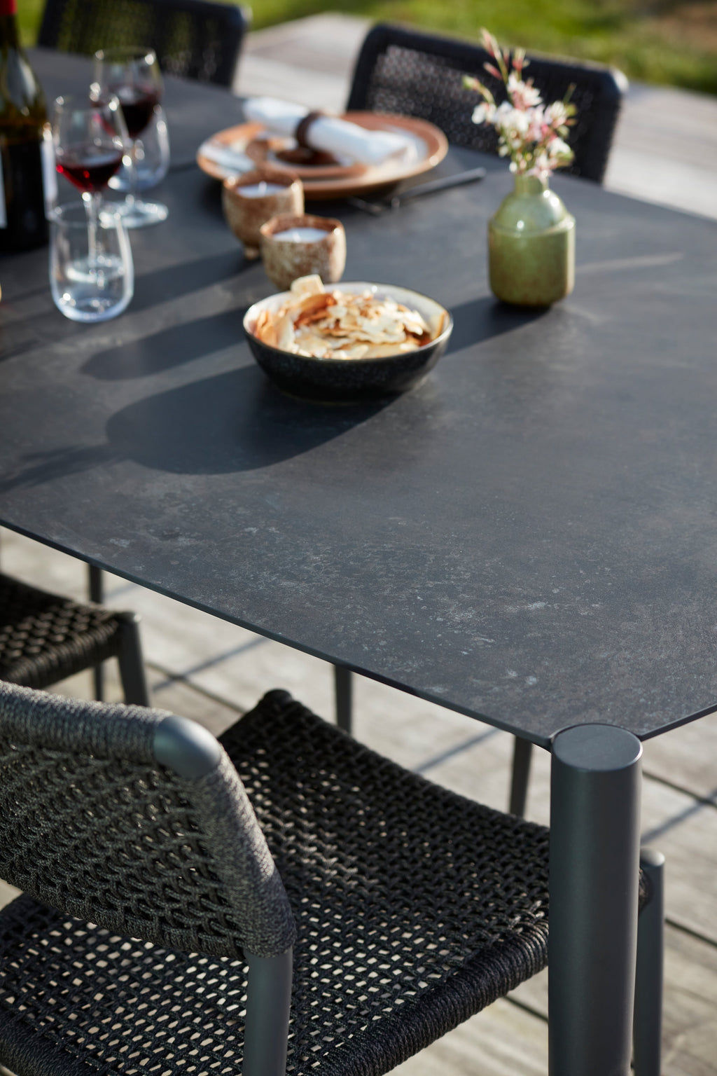 Icon - Dining table 164 x 96 Diphano