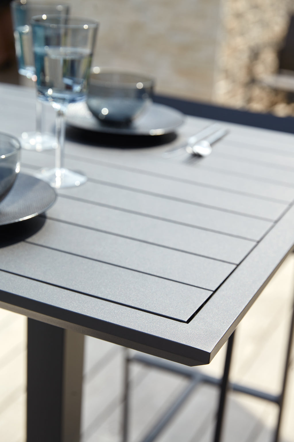 Metris - Bistro table Diphano