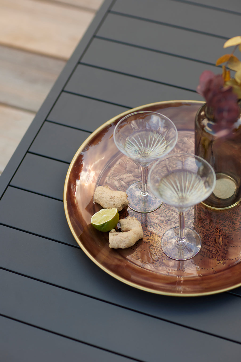 Metris - High bistro table H Diphano