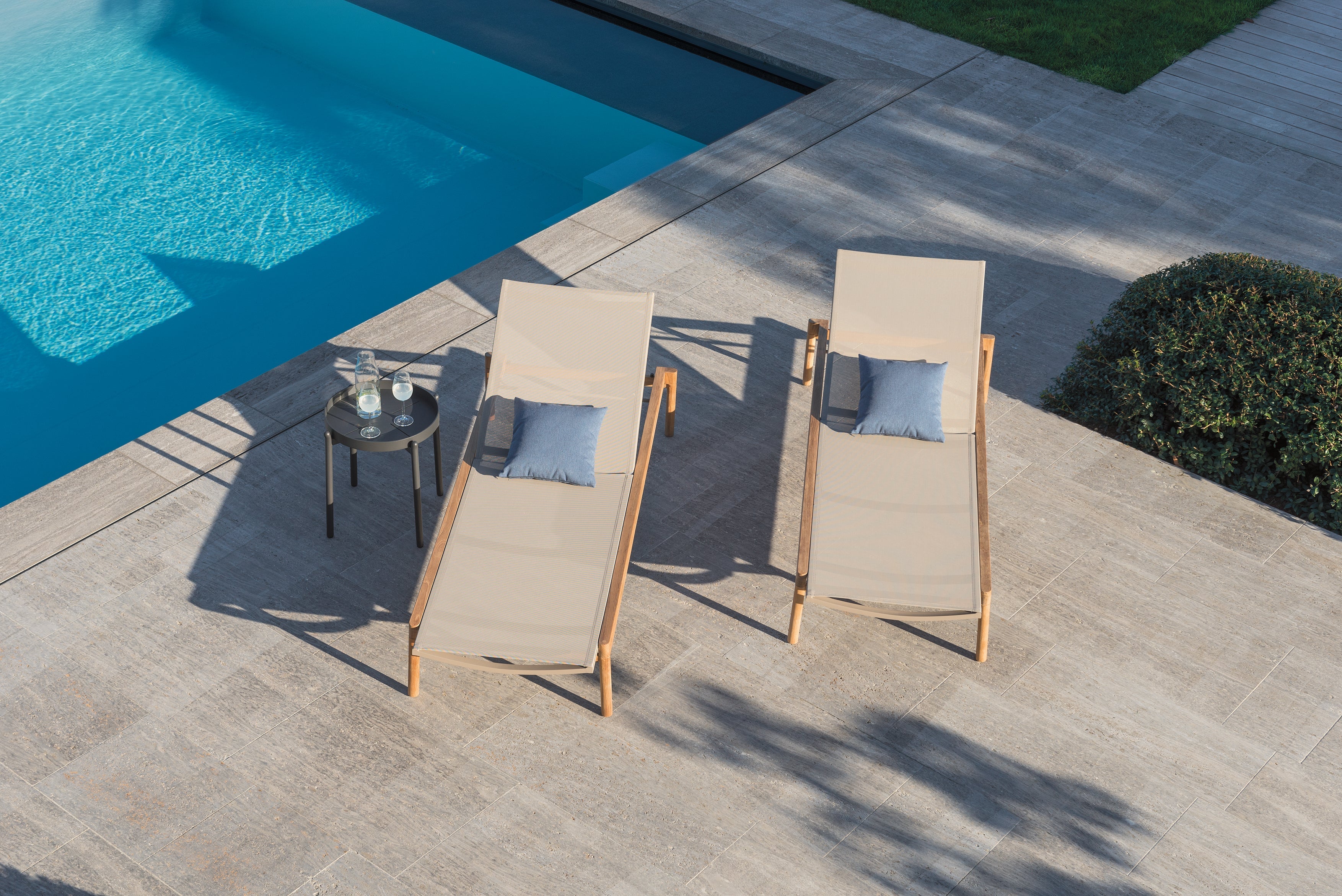 Newport - Lounger Diphano