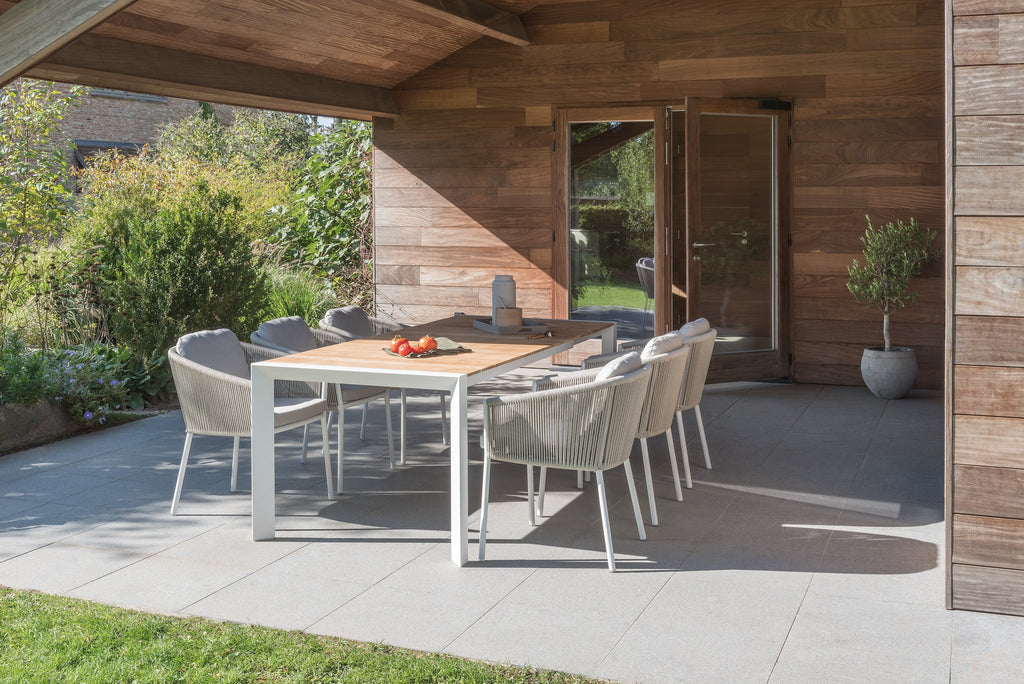 Omer - Dining armchair Diphano