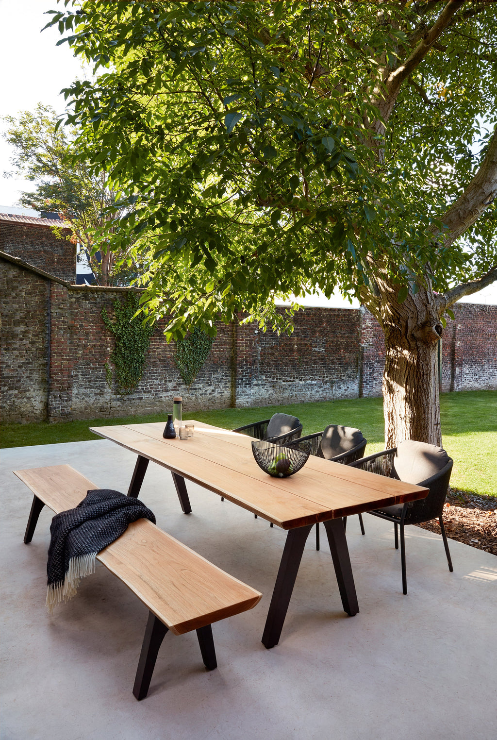 Omer - Dining armchair Diphano