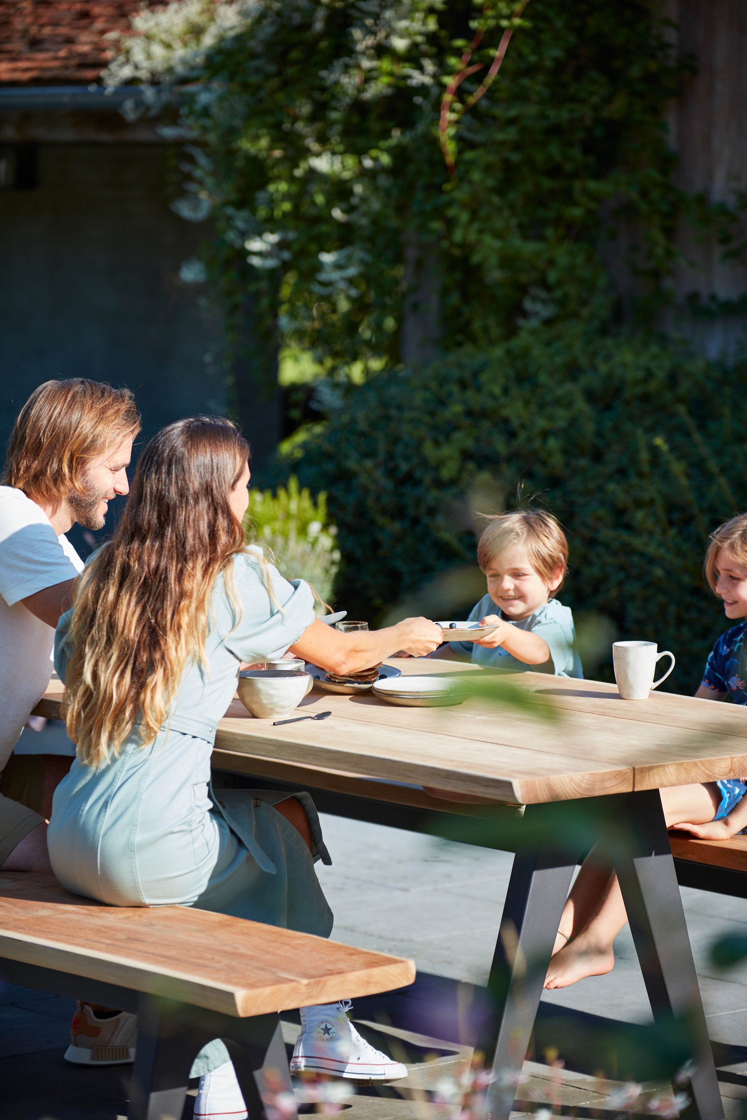 Pure - Dining table Diphano