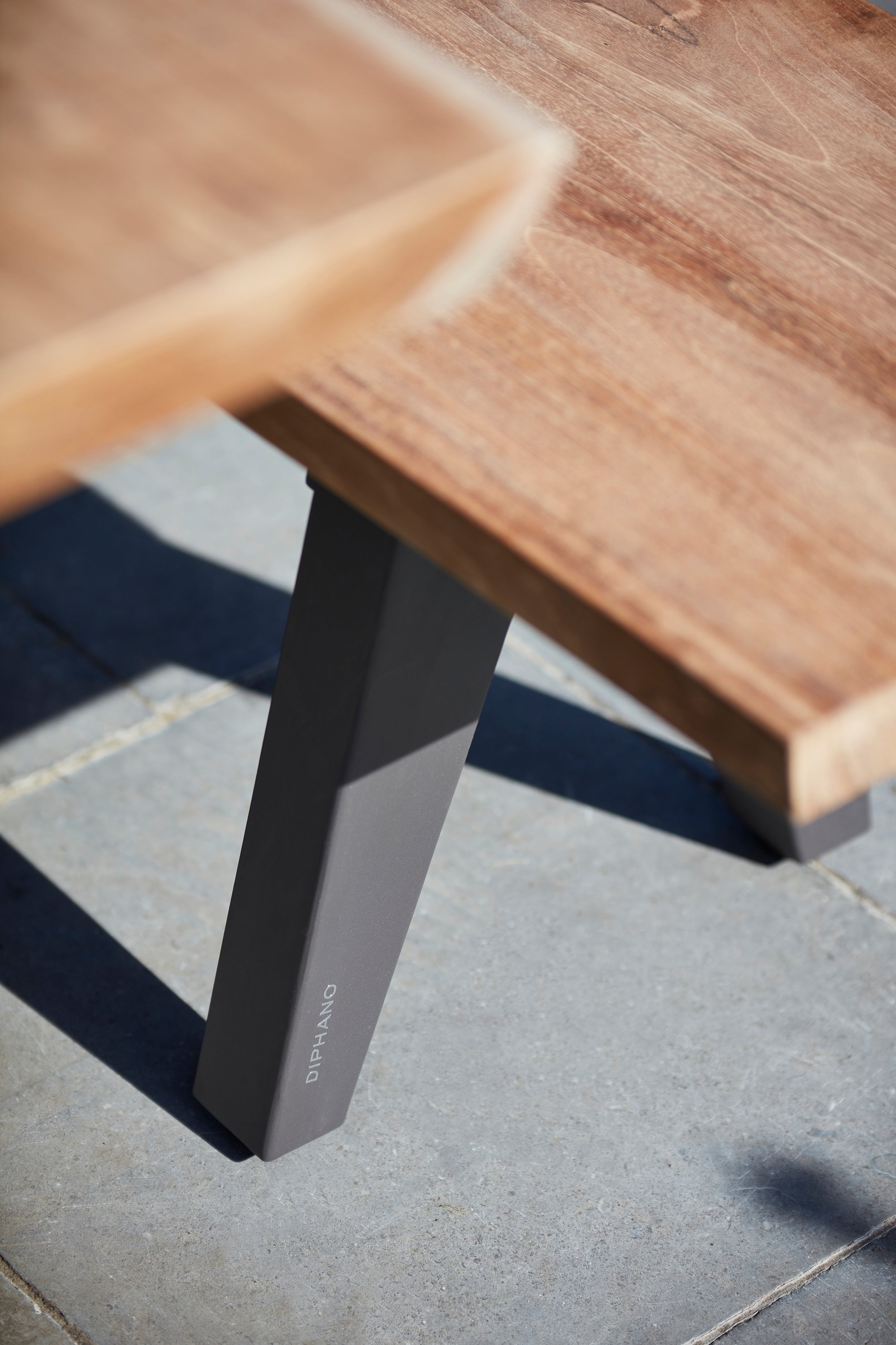 Pure - Bench Diphano