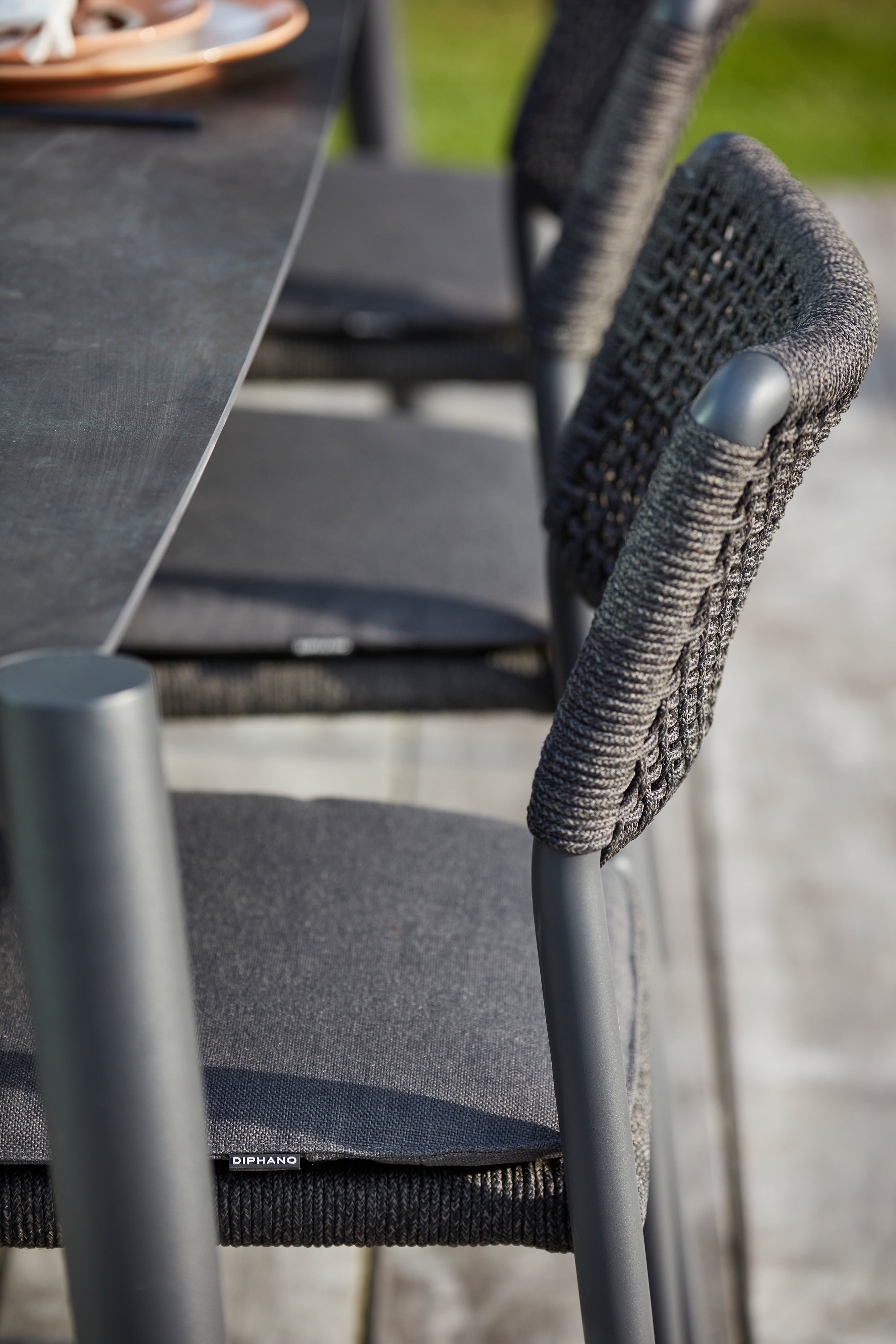 Ray - Dining side chair Diphano