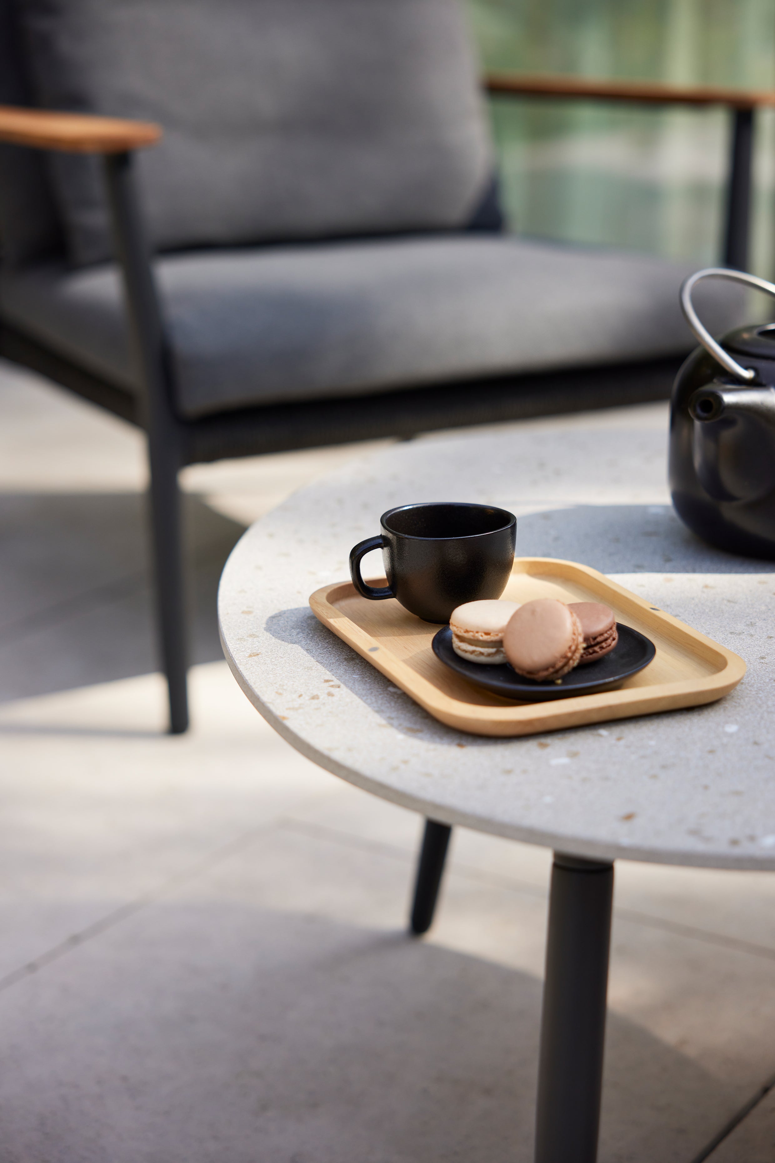 Ray - Coffee table organic ø 100 cm Diphano