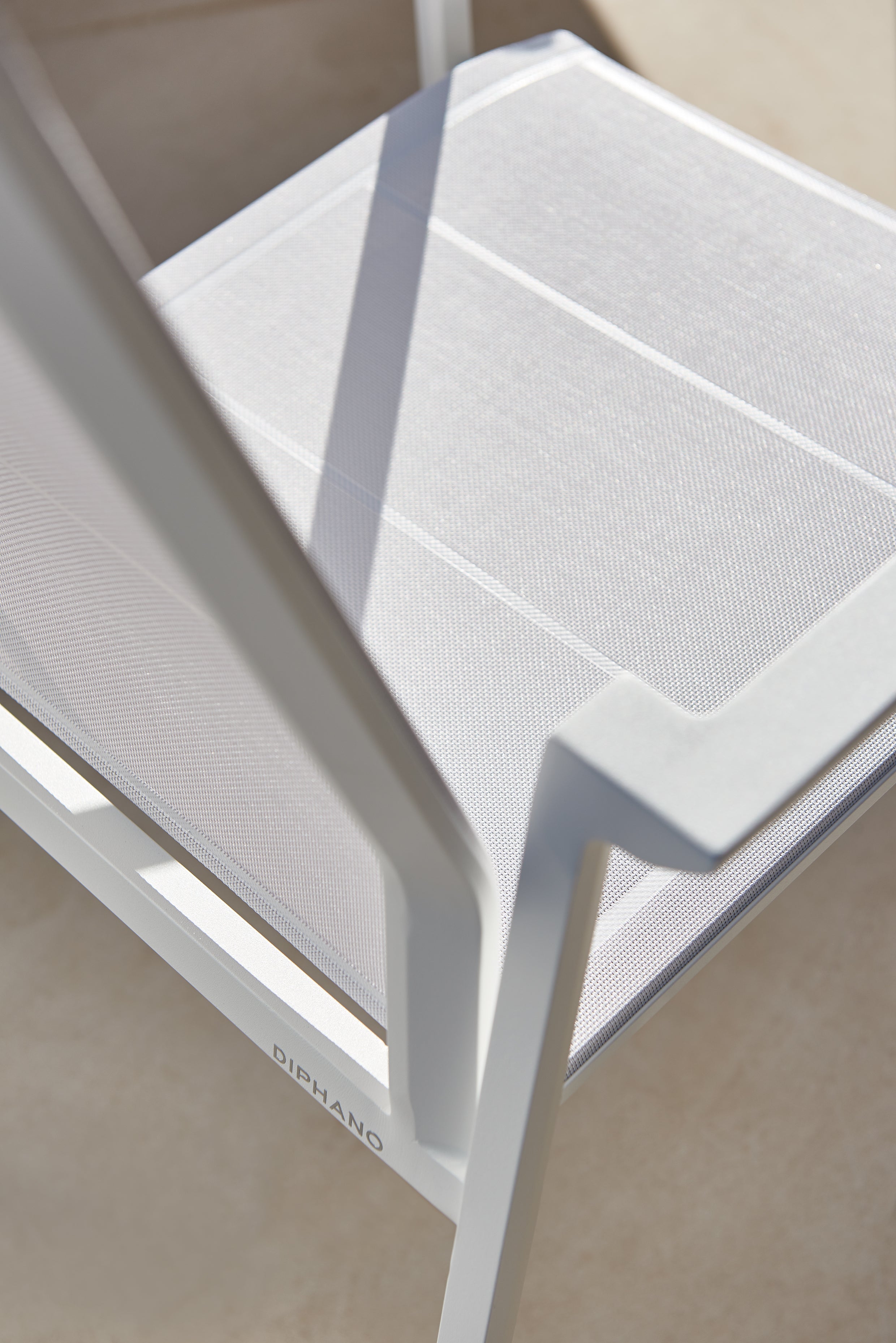 Selecta - Dining armchair Diphano