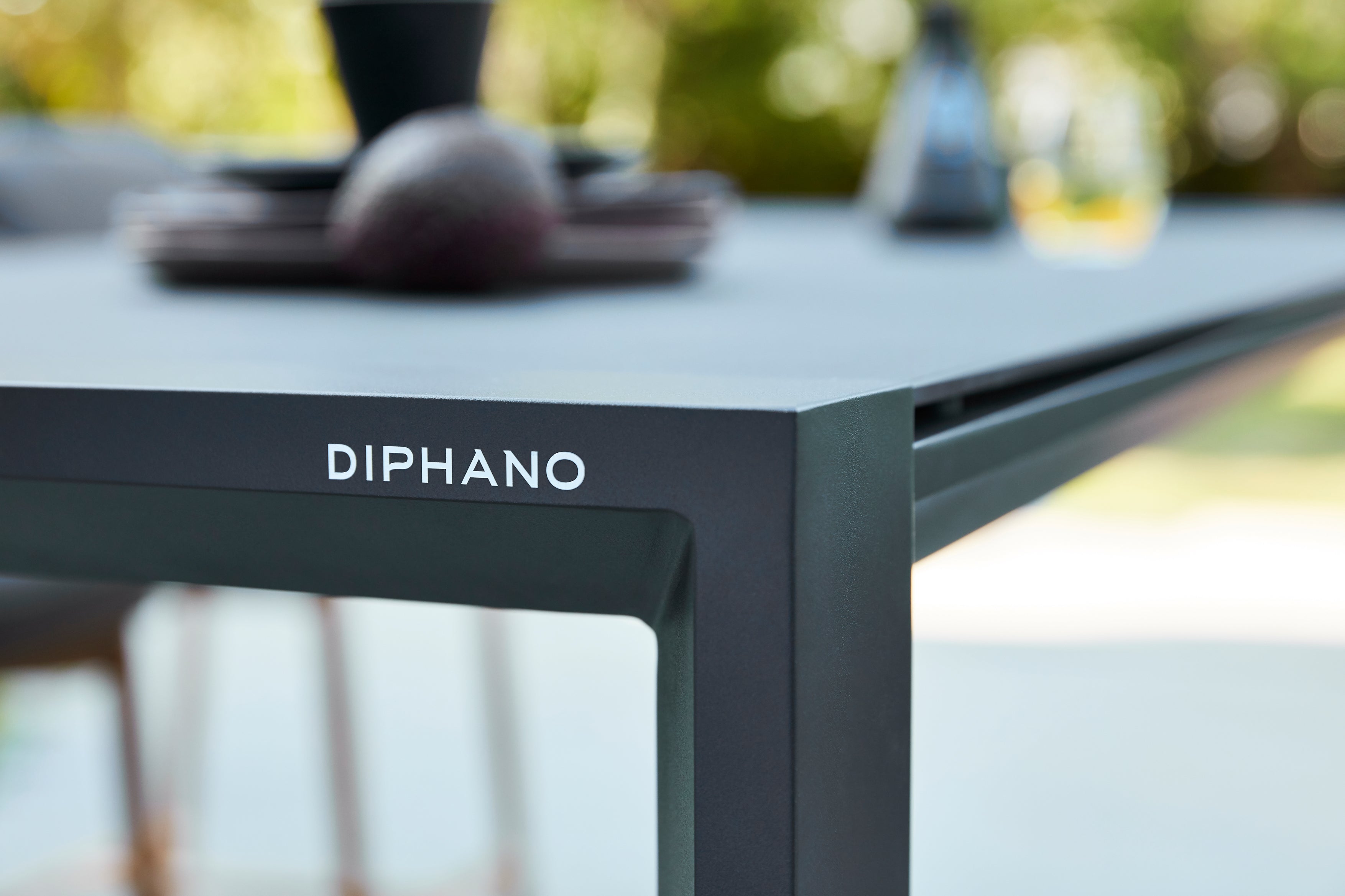 Selecta - Dining table 4 personnes Diphano