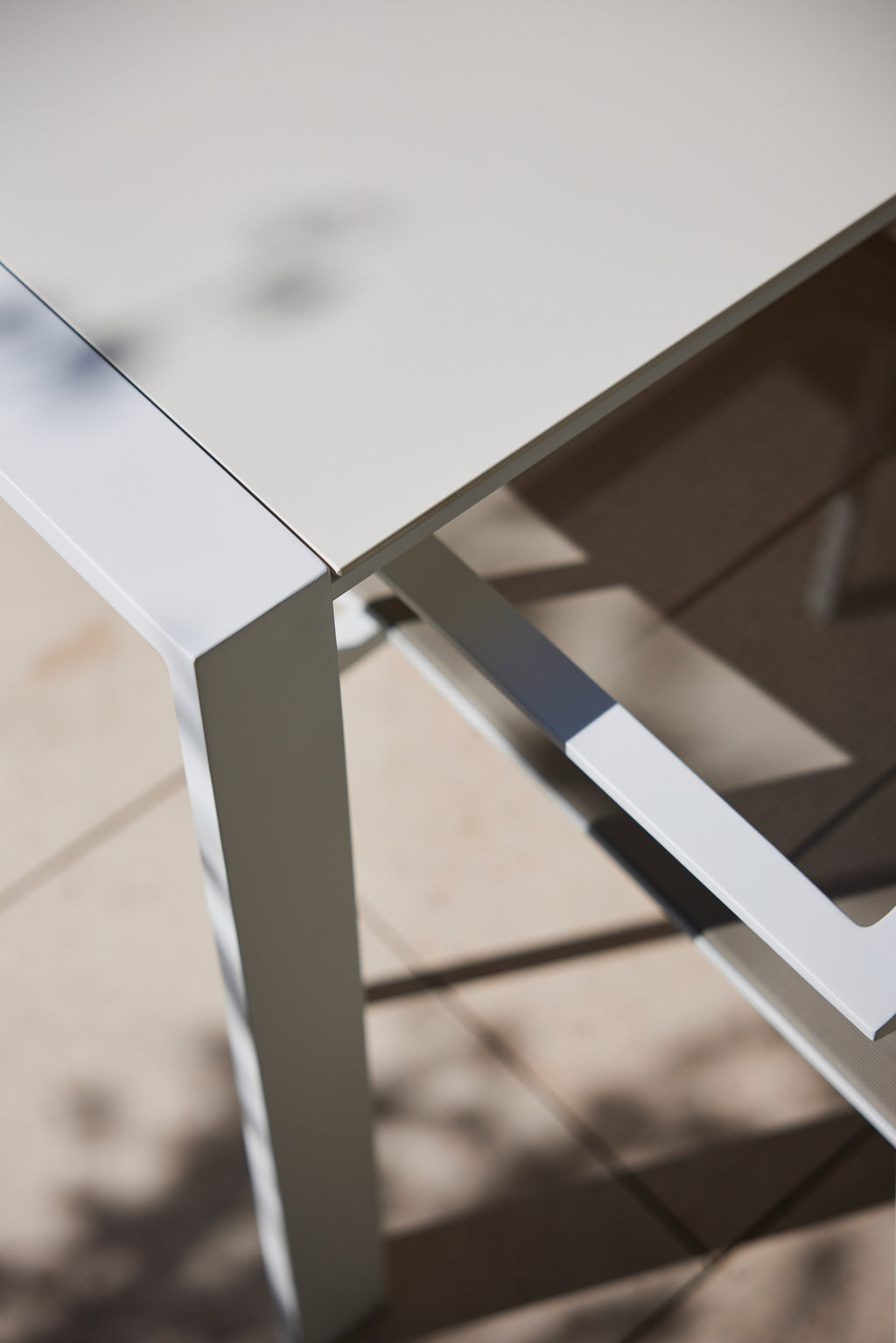 Selecta - Dining table 6 personnes Diphano