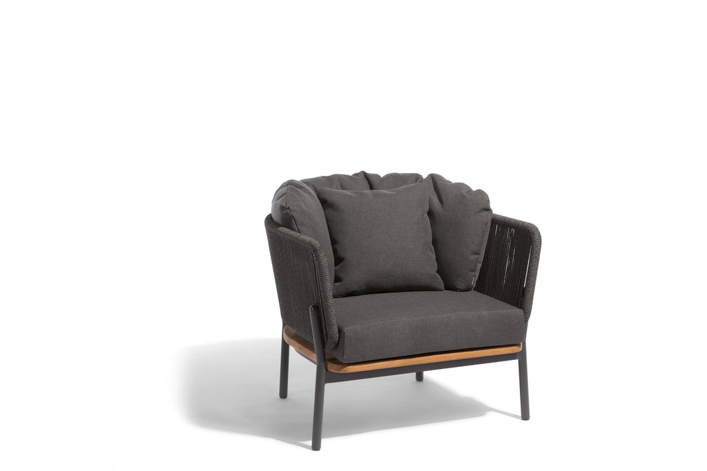 Omer - Lounge chair Diphano