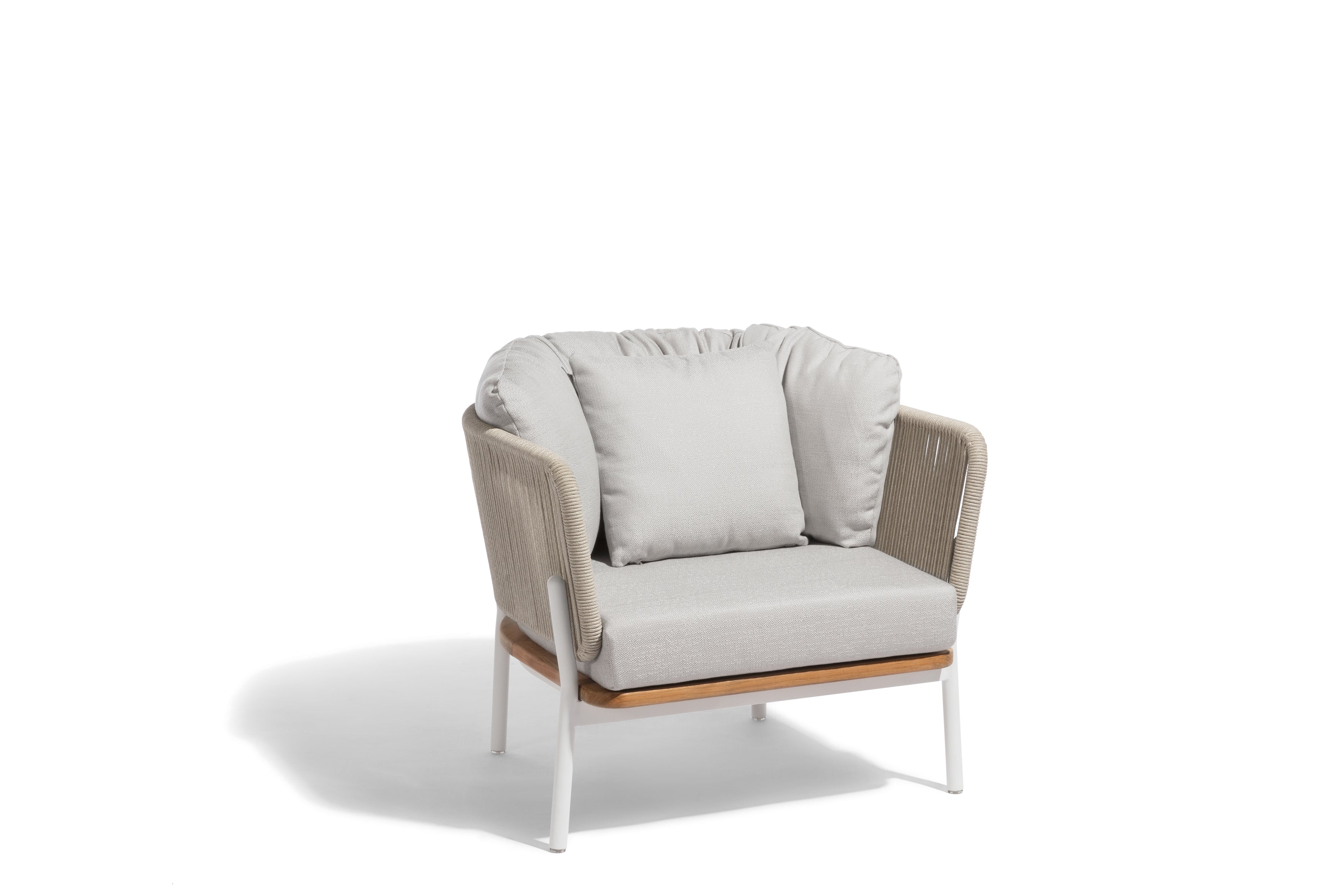 Omer - Lounge chair Diphano