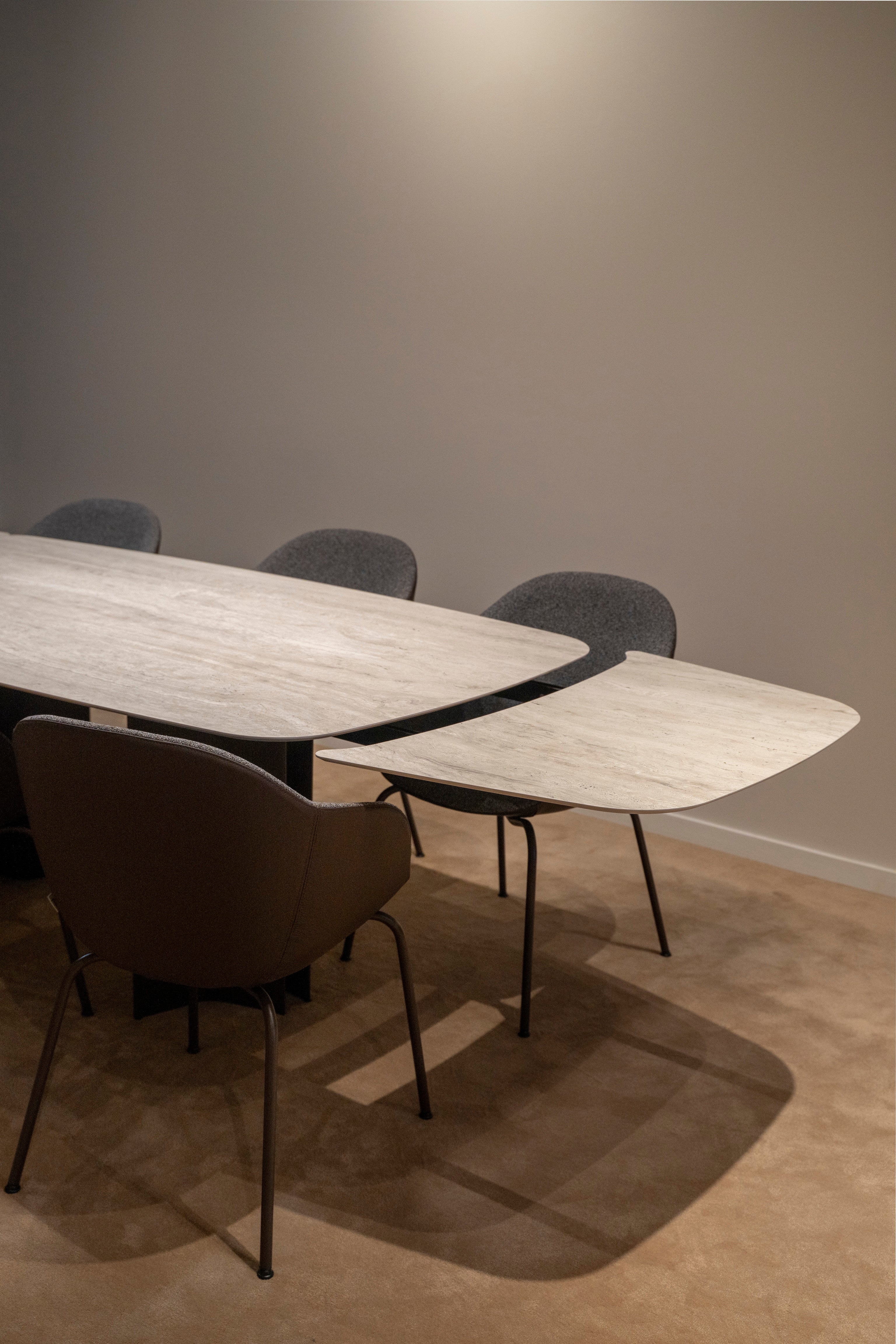 Pulse - Faux Elyps Table à manger extensible Joli