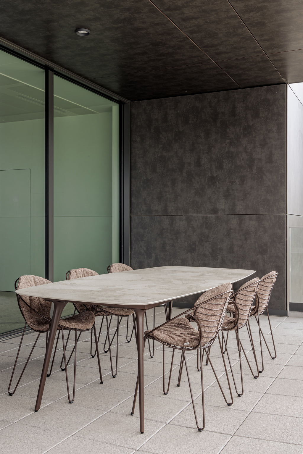 Tendo - Faux Elyps Table à manger Joli