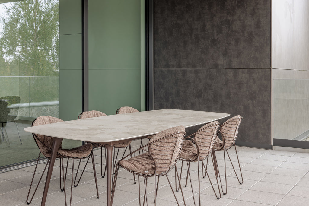 Tendo - Faux Elyps Table à manger Joli